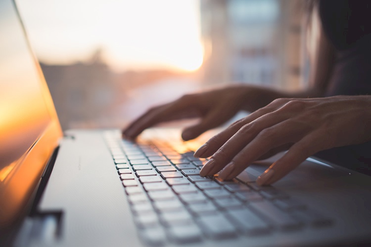 ¿Dónde está la tecla Suprimir (Delete)?