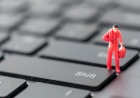 ¿Dónde está la tecla Shift (Mayúscula)?
